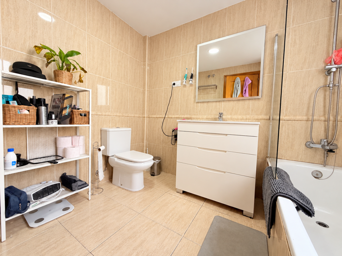 Image No.18-3 Bed Townhouse for sale