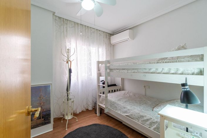 Image No.23-3 Bed Apartment for sale
