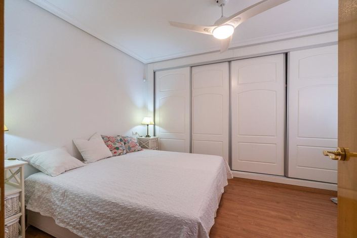 Image No.27-3 Bed Apartment for sale