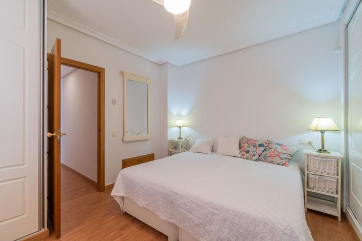 Image No.28-3 Bed Apartment for sale