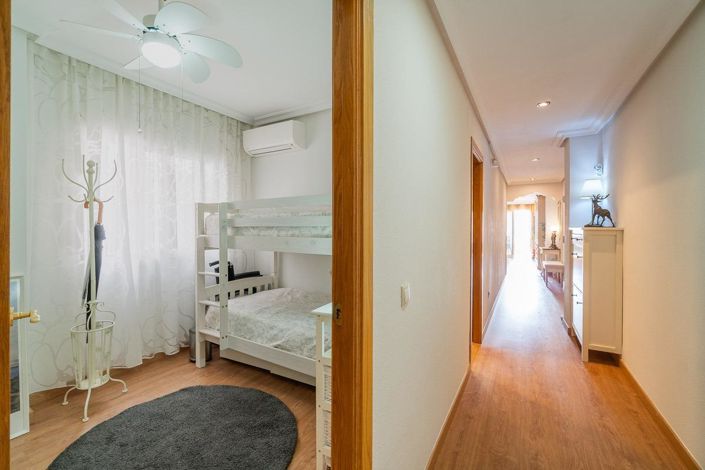 Image No.30-3 Bed Apartment for sale