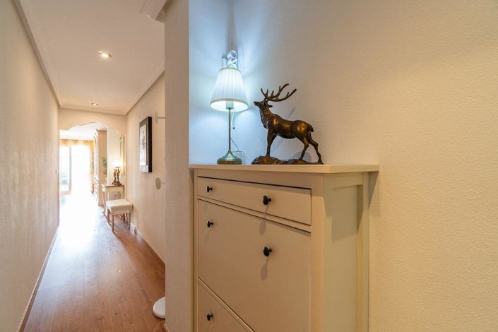 Image No.31-3 Bed Apartment for sale