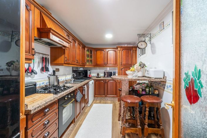 Image No.8-3 Bed Apartment for sale