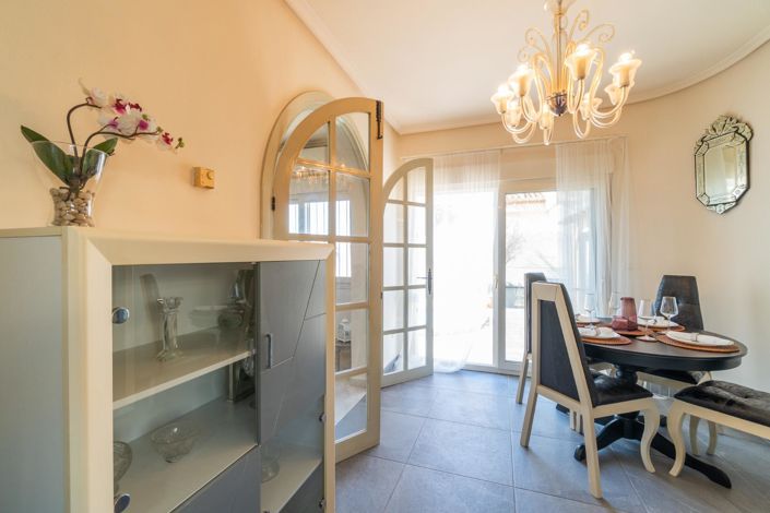 Image No.19-3 Bed Villa for sale
