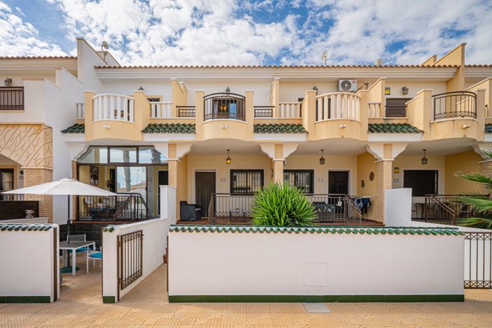 Image No.2-2 Bed Townhouse for sale