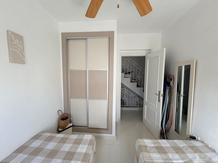 Image No.21-3 Bed Townhouse for sale