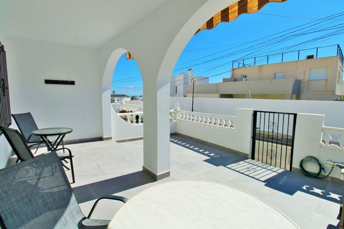 Image No.3-2 Bed Townhouse for sale
