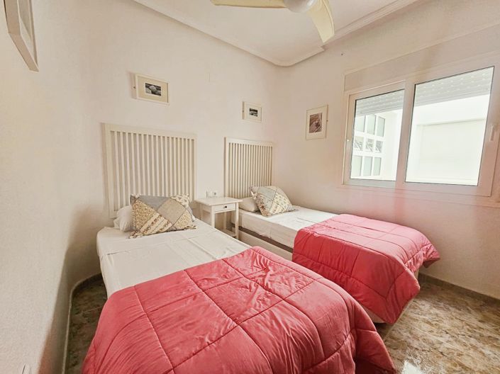 Image No.9-Appartement de 2 chambres à vendre