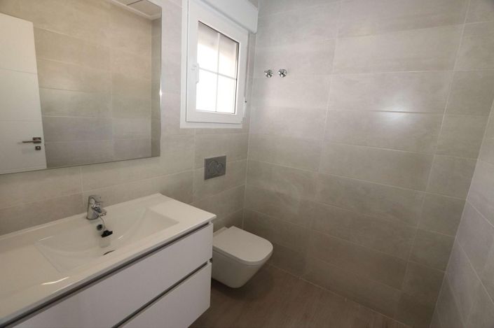 Image No.26-4 Bed Villa for sale