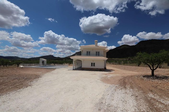 Image No.37-4 Bed Villa for sale