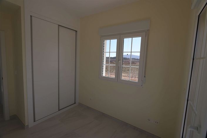 Image No.17-4 Bed Villa for sale