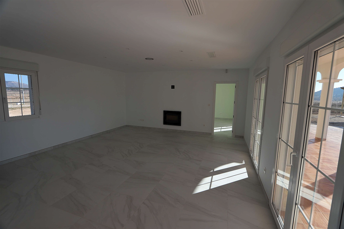 Image No.18-4 Bed Villa for sale