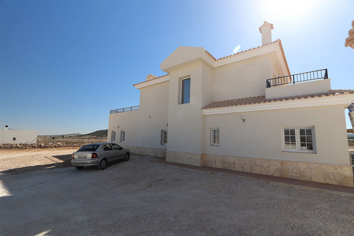 Image No.4-4 Bed Villa for sale