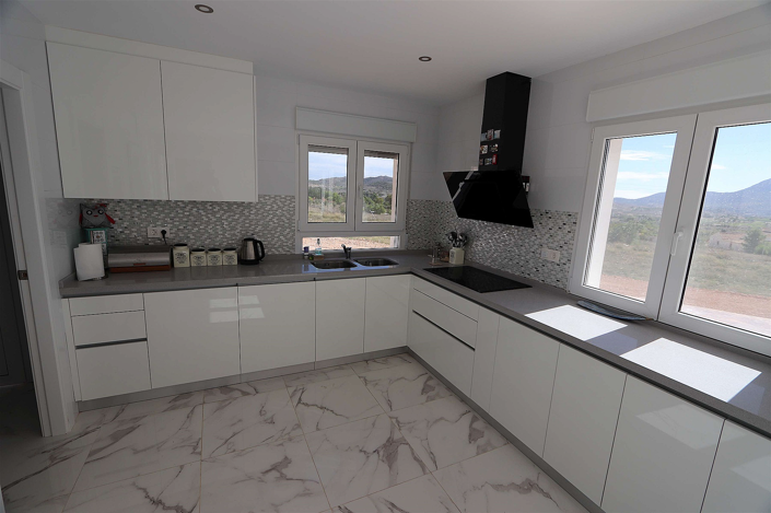 Image No.9-4 Bed Villa for sale