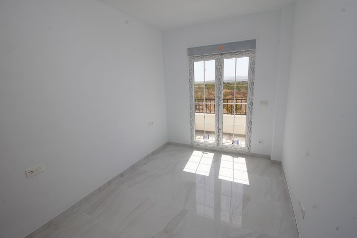 Image No.20-4 Bed Villa for sale