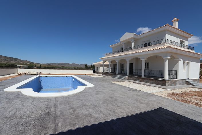 Image No.6-4 Bed Villa for sale
