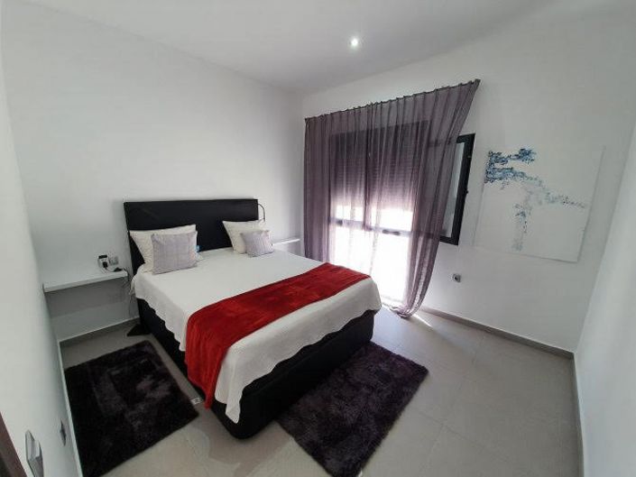 Image No.24-3 Bed Villa for sale
