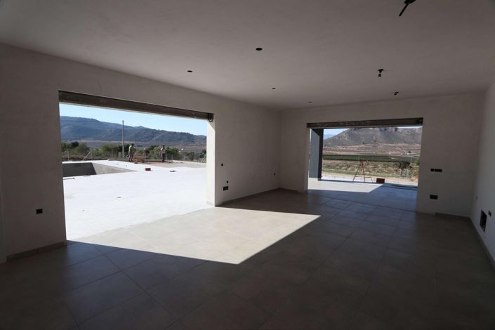 Image No.34-3 Bed Villa for sale