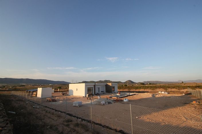 Image No.3-3 Bed Villa for sale