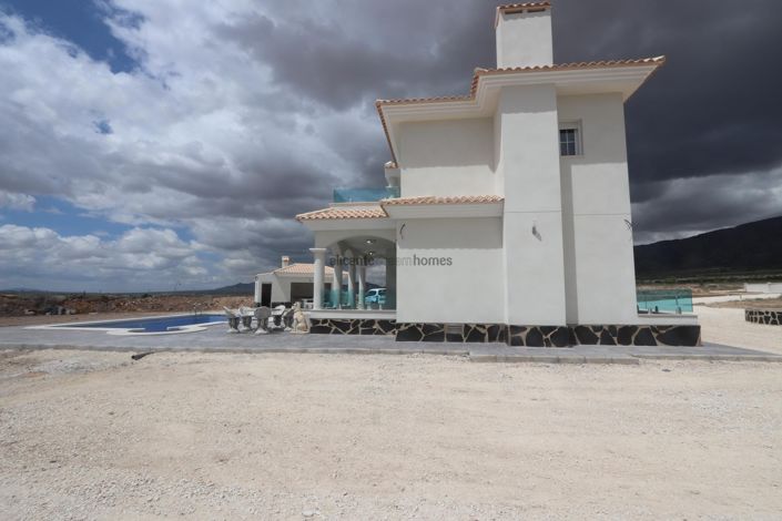 Image No.45-4 Bed Villa for sale