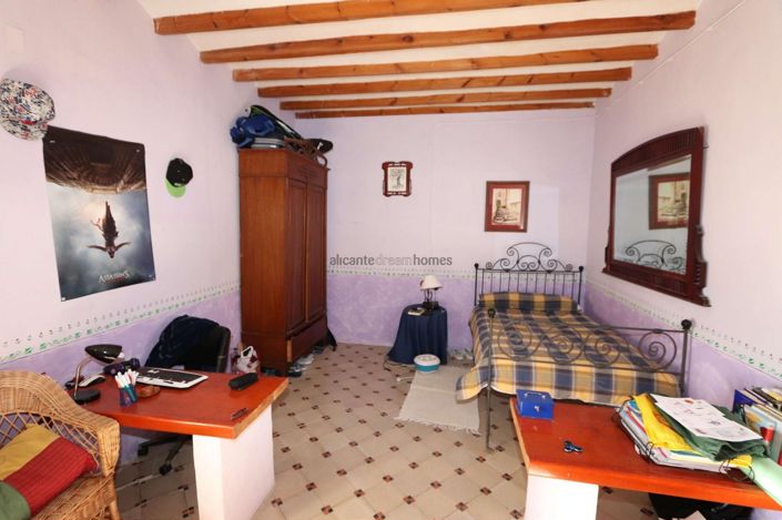 Image No.38-Commercial de 10 chambres à vendre à Pinoso