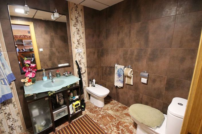 Image No.37-Villa de 9 chambres à vendre à Monóvar