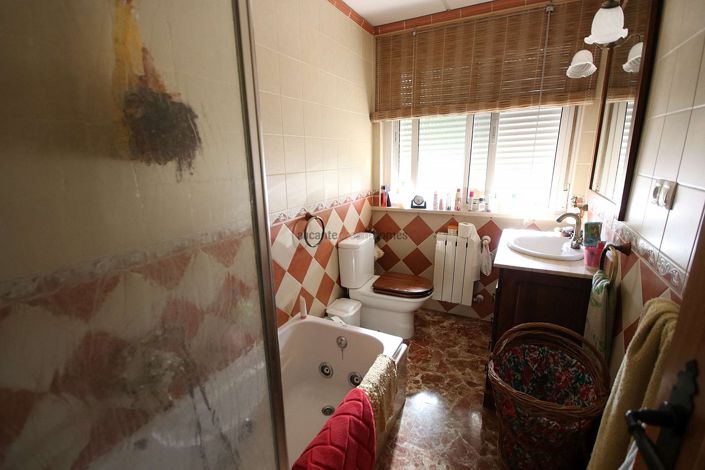 Image No.38-Villa de 9 chambres à vendre à Monóvar