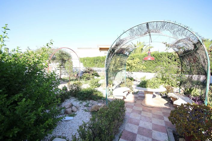 Image No.4-Villa de 9 chambres à vendre à Monóvar