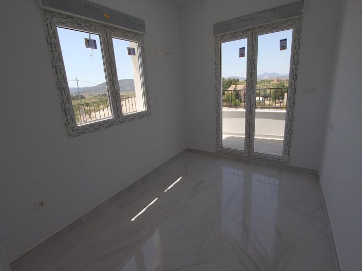 Image No.17-4 Bed Villa for sale