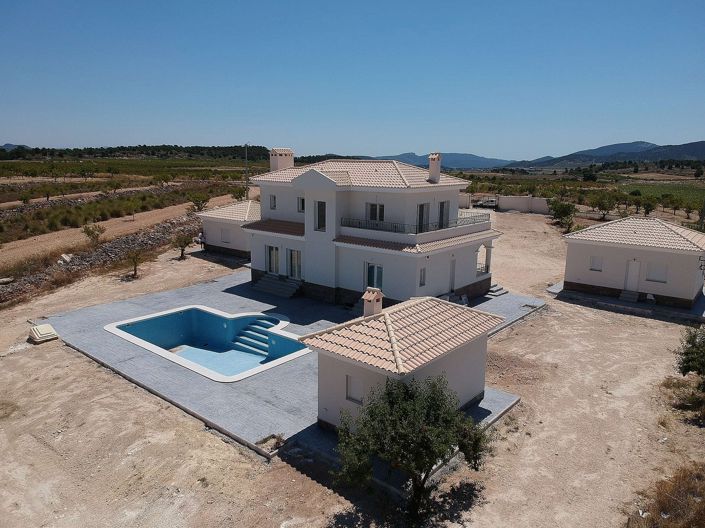 Image No.3-4 Bed Villa for sale