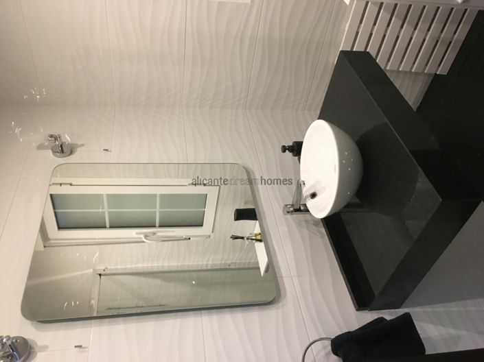 Image No.34-4 Bed Villa for sale