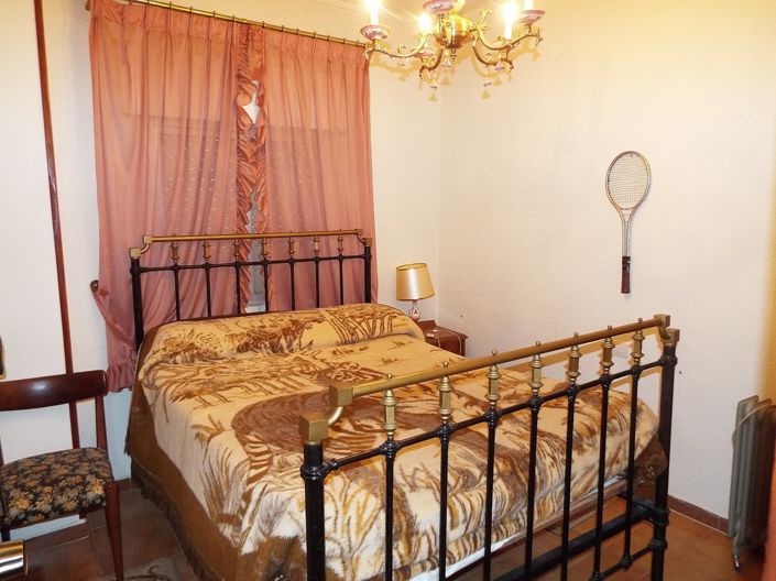 Image No.45-12 Bed Country House for sale