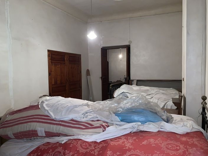 Image No.24-7 Bed Townhouse for sale