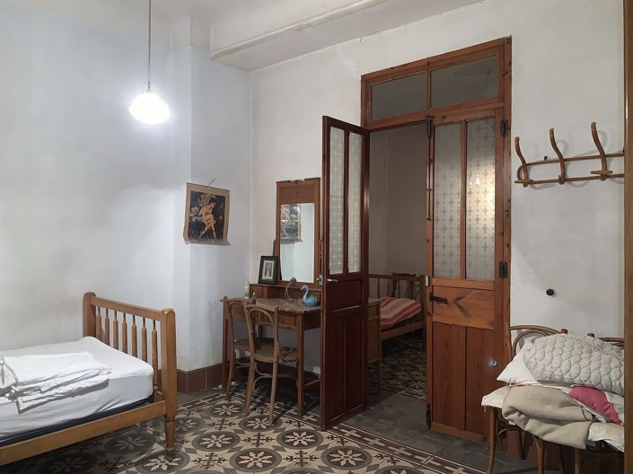 Image No.7-7 Bed Townhouse for sale