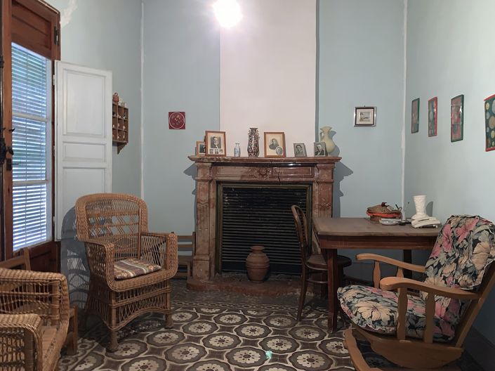 Image No.8-7 Bed Townhouse for sale