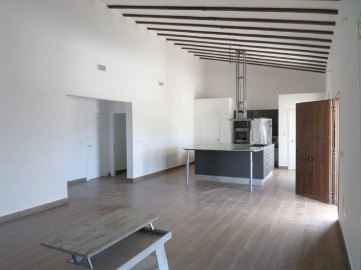 Image No.41-5 Bed Villa for sale