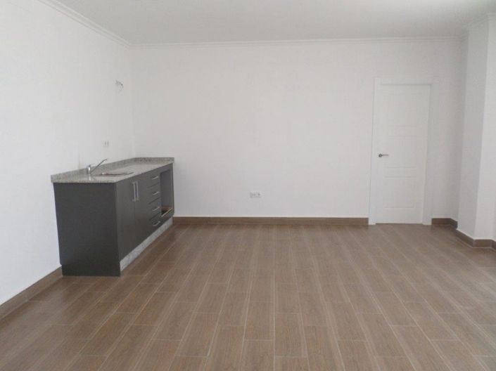 Image No.48-5 Bed Villa for sale