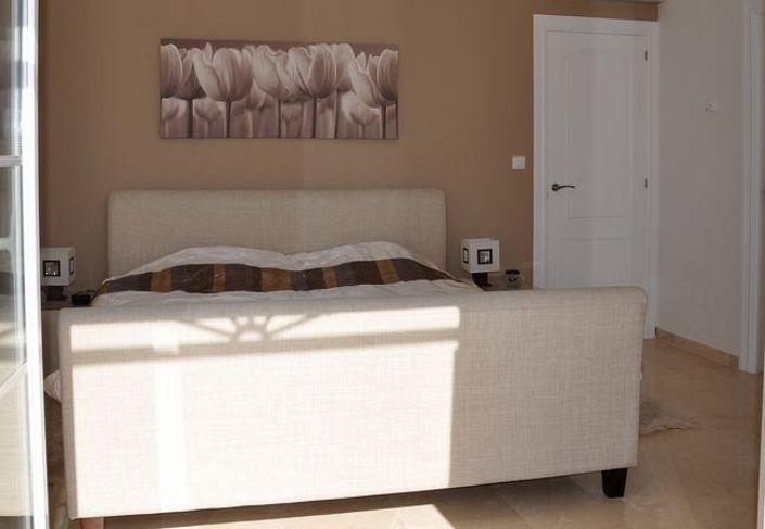 Image No.12-4 Bed Villa for sale