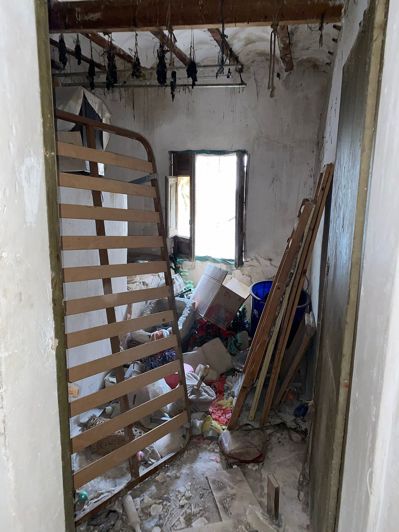 Image No.27-5 Bed Townhouse for sale