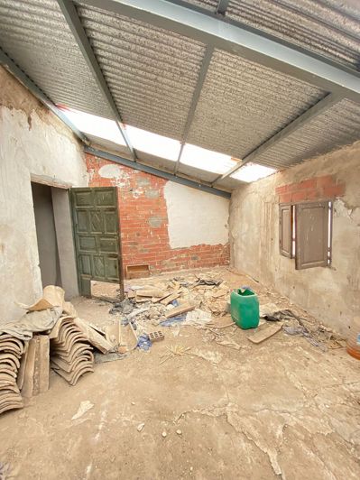 Image No.47-5 Bed Townhouse for sale