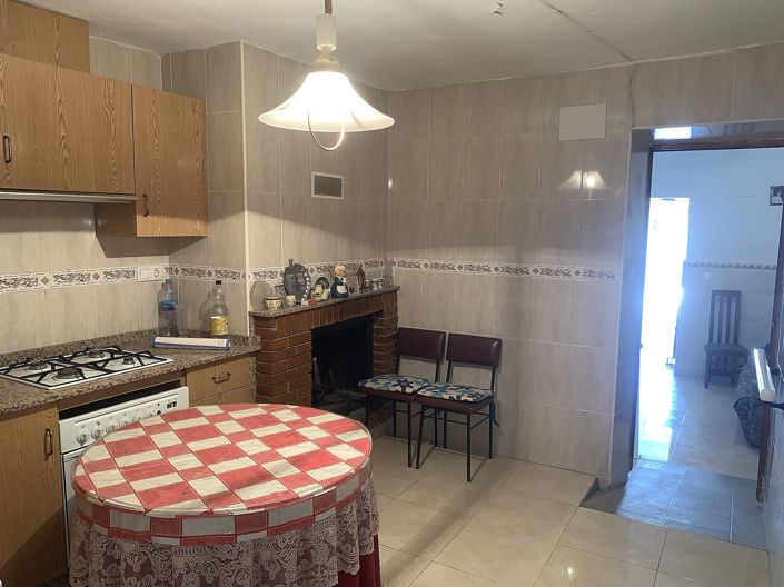 Image No.9-3 Bed Country House for sale