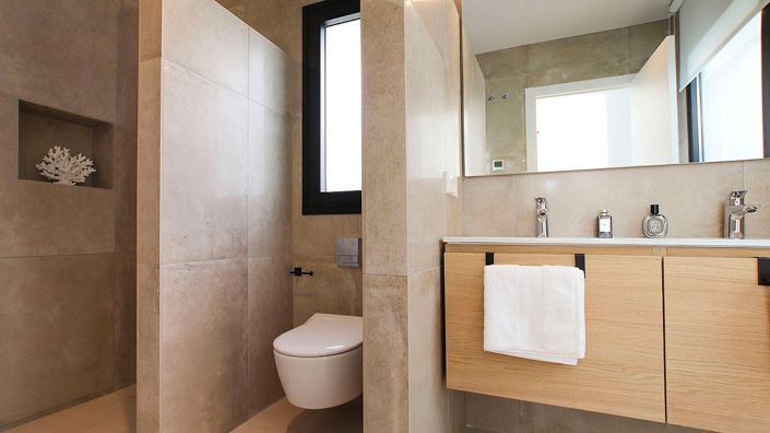 Image No.12-3 Bed Villa for sale