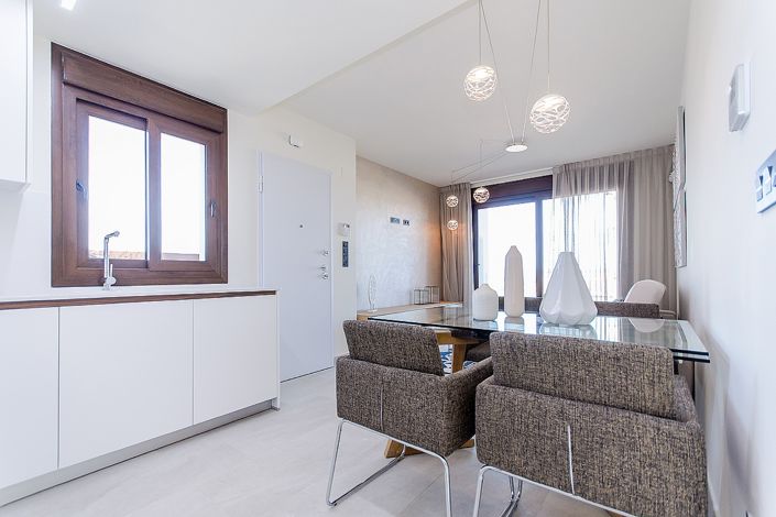 Image No.21-2 Bed Apartment for sale