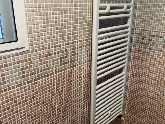 Image No.20-5 Bed Townhouse for sale