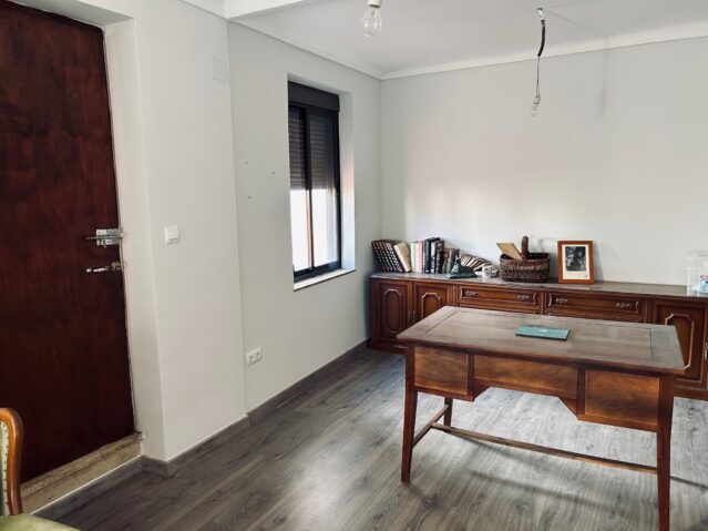 Image No.7-5 Bed Townhouse for sale