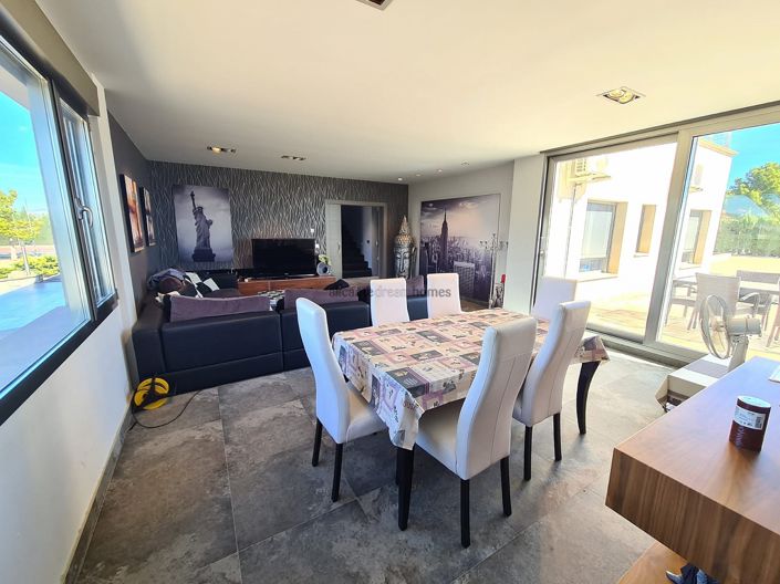 Image No.12-5 Bed Villa for sale