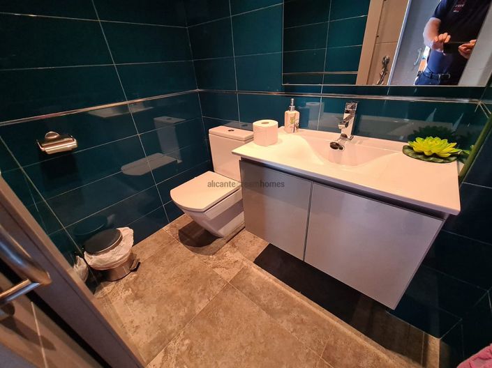 Image No.27-5 Bed Villa for sale