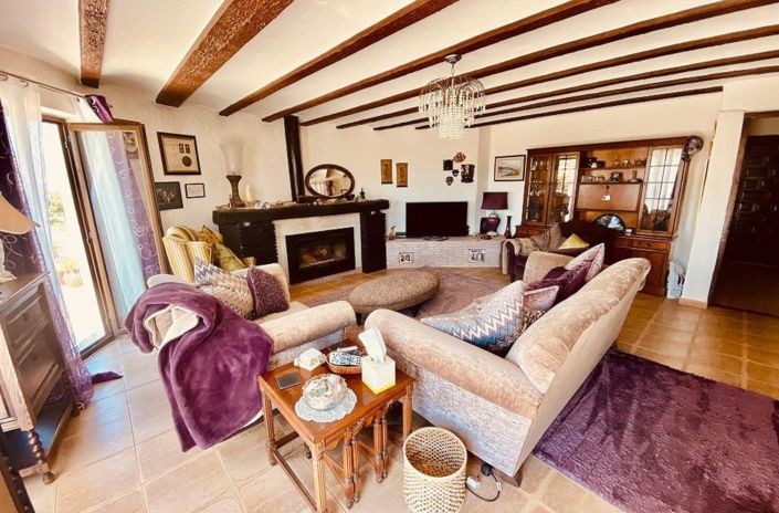 Image No.15-7 Bed Villa for sale
