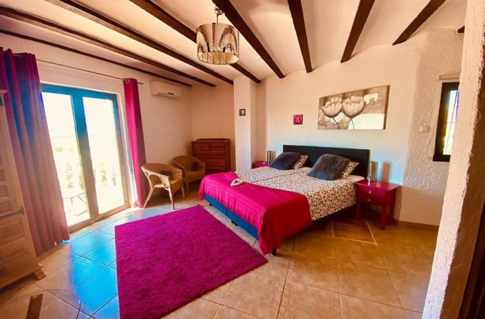 Image No.26-7 Bed Villa for sale