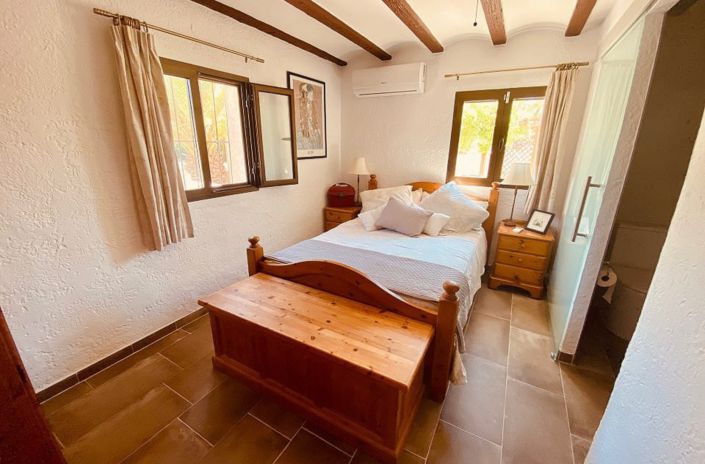 Image No.34-7 Bed Villa for sale
